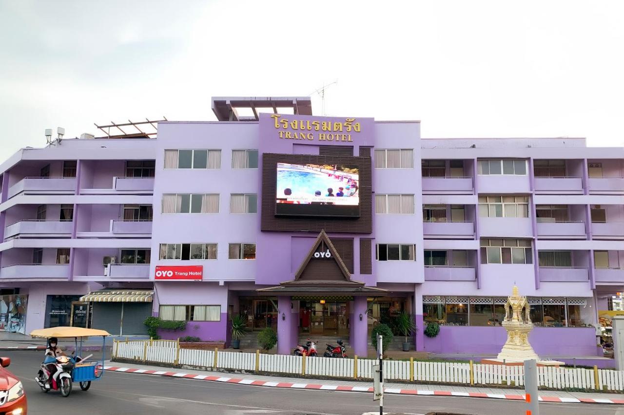 Oyo 565 Trang Hotel Eksteriør billede