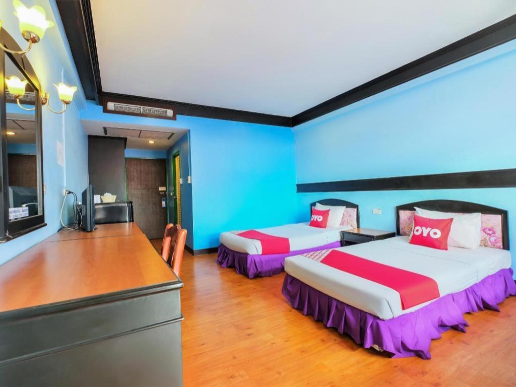 Oyo 565 Trang Hotel Eksteriør billede