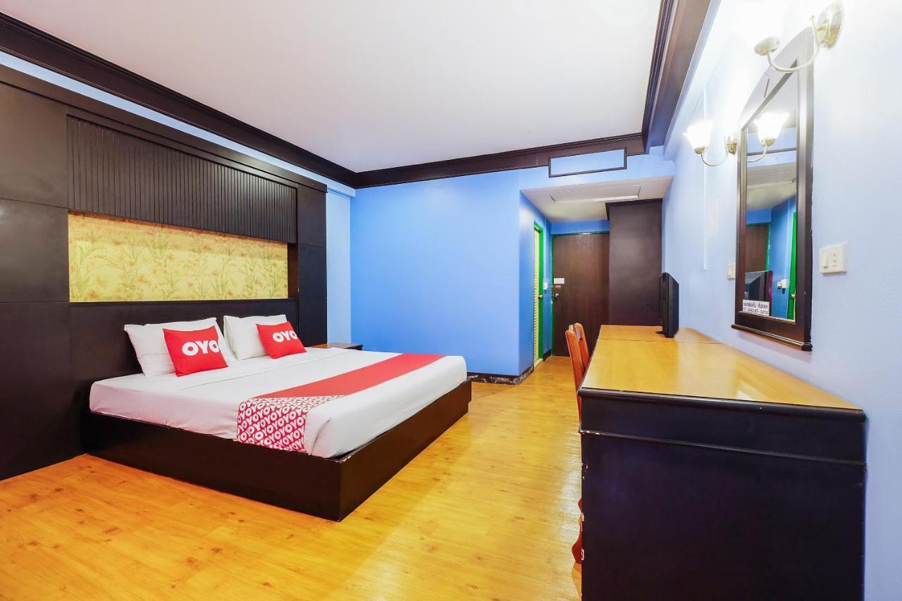 Oyo 565 Trang Hotel Eksteriør billede