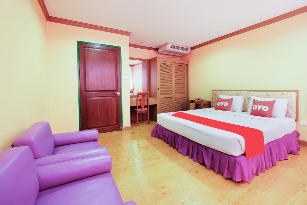 Oyo 565 Trang Hotel Eksteriør billede