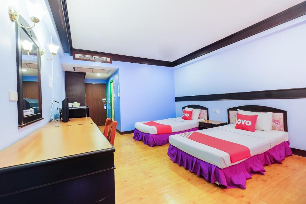 Oyo 565 Trang Hotel Eksteriør billede
