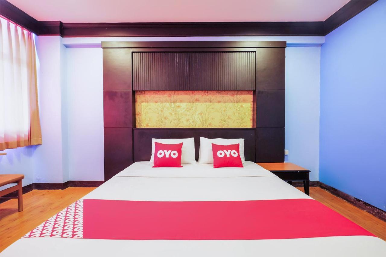 Oyo 565 Trang Hotel Eksteriør billede