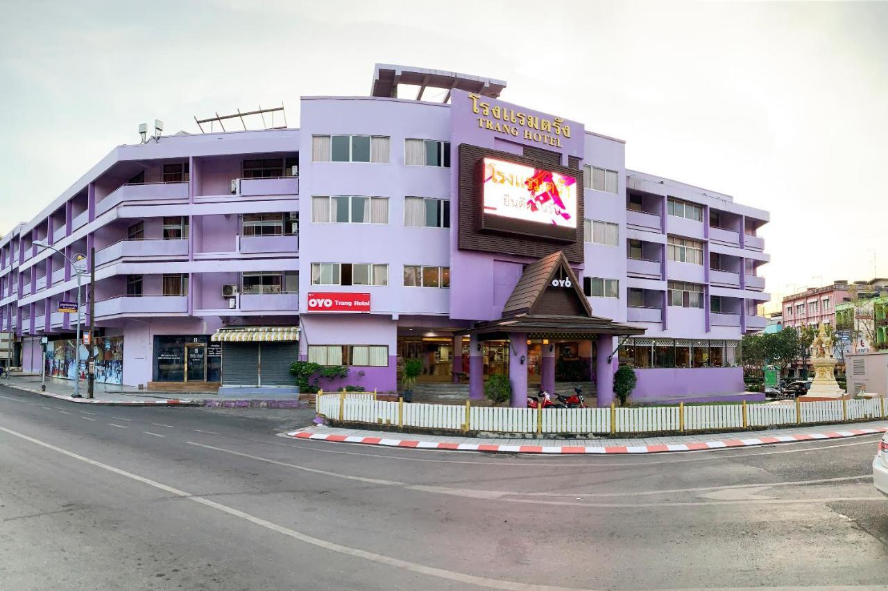 Oyo 565 Trang Hotel Eksteriør billede